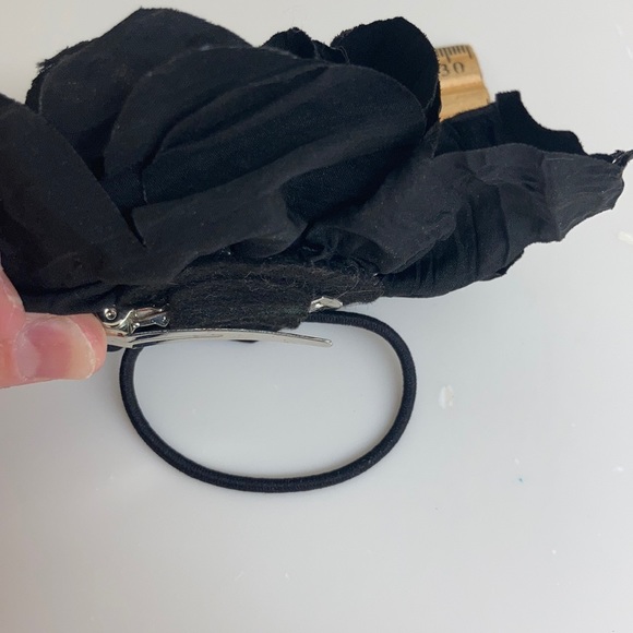 Vintage Large Black Layered Flower Like Hair Bow Clip-on Ponytail Holder - Picture 7 of 7